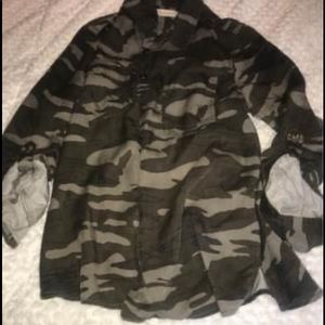 Altar’d State Camo Top